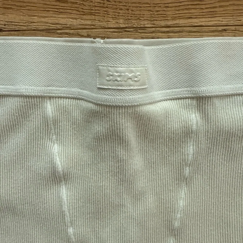 Skims Bone Ribbed Leggings Sz. M - Picture 4 of 7